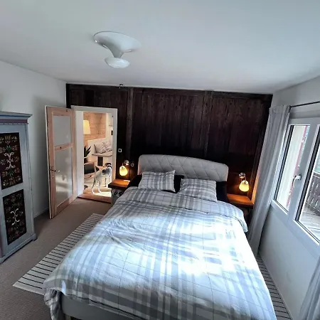 Vardaval - / Gr Alpstuga *